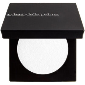 Compact Powder for Matte Eyes
